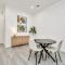 Luxe 3BR/2BA Near Downtown•Sleeps 9• Netflix•Wi-Fi