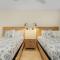 Beautiful Penthouse Condo - Corner Unit! condo