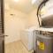 Minutes to Broadway Large 2Br-2Ba with Optional private parking - ناشفيل