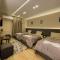 Holy Sheet Plus - Boutique Hotel