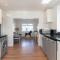Bakers House - 4 Bedrooms - Parking for 3 cars - Dogs welcome
