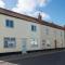 Bakers House - 4 Bedrooms - Parking for 3 cars - Dogs welcome