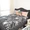 1 Bed Studio Sleeps 2 - Pets Ok - Tv & WiFi