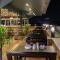 Holy Sheet Plus - Boutique Hotel