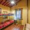 2 Bedroom Pet Friendly Home In Borgo A Mozzano