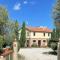 9 Bedroom Gorgeous Home In Cingoli