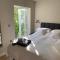 Lovely flat, balcony & woodstove, parking close
