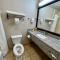Quality Inn & Suites Near University - واكو