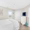 Villa Capriani Condo with Direct Beach Access!