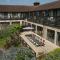 Hampshire Court Hotel & Spa - Basingstoke