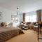 Cozy Sodermalm Studio for Four - Stockholm