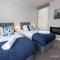Sarnia Retreat by Grandeur Property