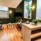 Spacious 2 Bedroom Apartment with Free Parking - 诺丁汉