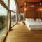 Pine Tree Resort 