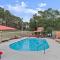 Stonegate Lodge King Bed, WIFI, 50in Roku TV, Salt Water Pool Room #308