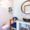Luxury 2 bedroom, walking distance to beach