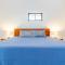 Luxury 2 bedroom, walking distance to beach
