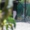 Luxury 2 bedroom, walking distance to beach