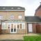 Spacious and Luxurious 5 Bedroom Town House for 9 - Kent