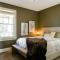 Luxury 7400 sq.ft Stunning Home Theater/Sleeps 18+