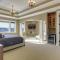 Luxury 7400 sq.ft Stunning Home Theater/Sleeps 18+ - بليموث