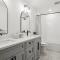Luxury Hastings Home, Sleeps 18+
