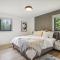 Luxury Hastings Home, Sleeps 18+