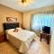 Departamento frente al Shopping ,B 8