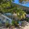 Beach Quarters #6
