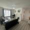 Comfy & Affordable home - Sleeps 7, free off-street parking near City centre, Cadbury World & Cannon Hill Park - Kings Norton