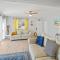 Jacksonville Beach Home - Walk to Beach, Bars & Restaurants - Pet Friendly