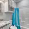 Reduced! Renovated hidden gem. Chef Kitch. Wheelch