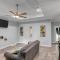 Reduced! Renovated hidden gem. Chef Kitch. Wheelch