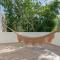 Twelve OClock - Luxury Villas