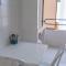 3 Bedroom, 2 bathroom Cabecera del LLano With Doorman