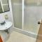 3 Bedroom, 2 bathroom Cabecera del LLano With Doorman