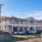 Amazing location! Luxurious beach cottage.Ocean views - شاطئ مانهاتن