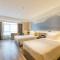Atour Hotel Hangzhou Zhuantang Songcheng Academy of Fine Arts