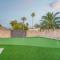 Central Location, Heated Pool, Hot Tub, Game Room