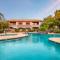 Central Location, Heated Pool, Spa, Upgraded Unit, More - Scottsdale