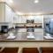 Central Location, Heated Pool, Spa, Upgraded Unit, More - Scottsdale