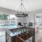 Central Location, Heated Pool, Hot Tub, Game Room