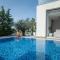 Seaview Luxury Villa Jacuzzi & Pool! 2 Min Beach