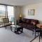 Updated 22nd Floor Waikiki Condo - Free parking & WiFi - Ideal for large family!