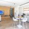 High End 1BD Beach Apartment