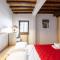 Historic Perugia Apartment with Rooftop Views