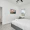 New! Modern 3BR/2BA Near Downtown/Foosball/Netflix
