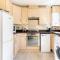 Modern 3 bedroom home *EVcharging* Garden, Parking