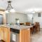 Sunset Condominiums: Castle Rock Retreat