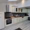 St Albans Stylish Suite with kitchenette - 伦敦科尔尼